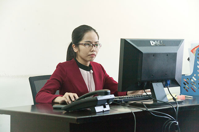 Doan-Thanh-Hang_Senior-Account-Executive
